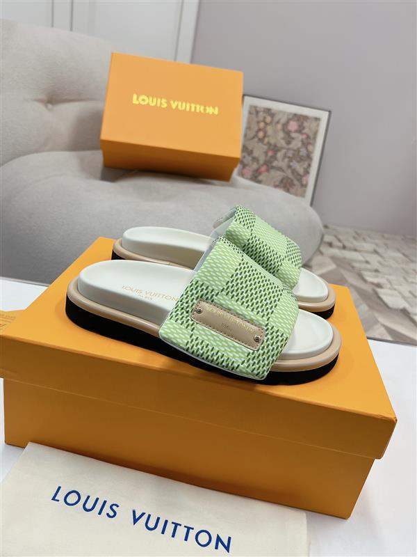 2025112818454610 190